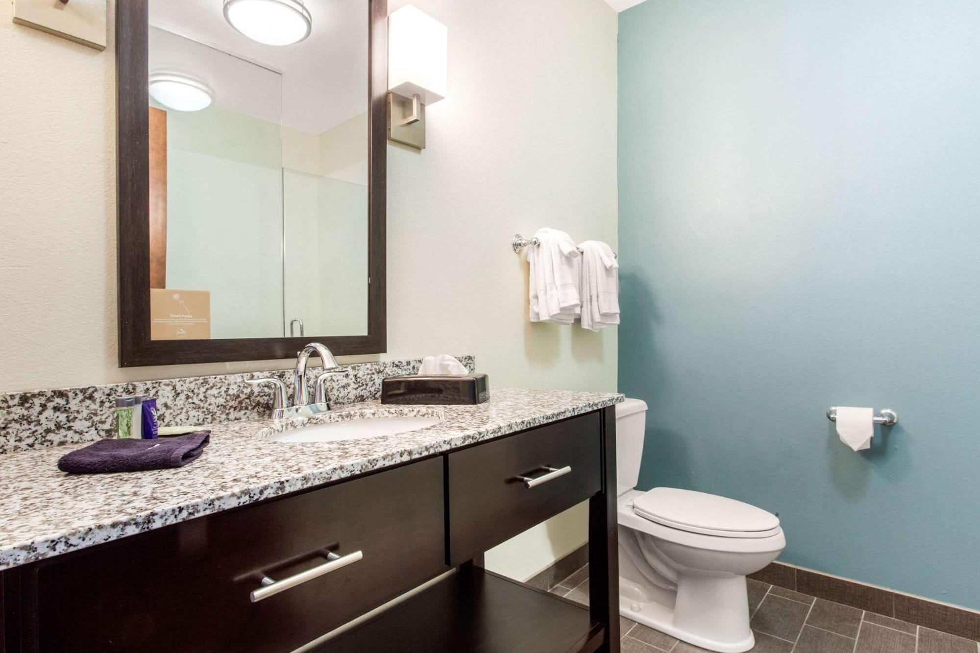 Sleep Inn & Suites Middletown - Goshen Екстериор снимка