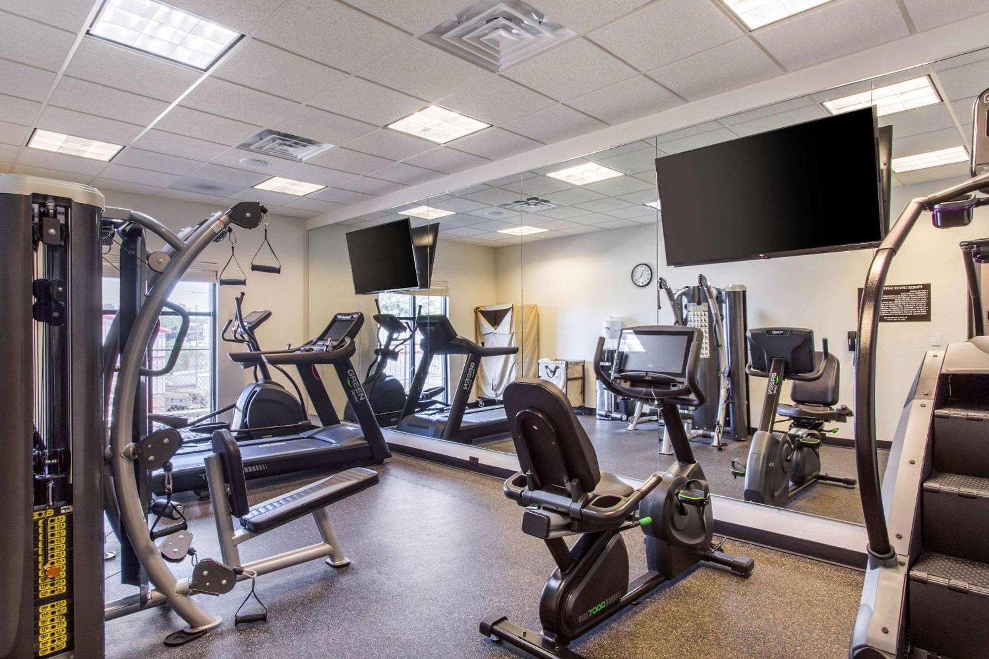 Sleep Inn & Suites Middletown - Goshen Екстериор снимка