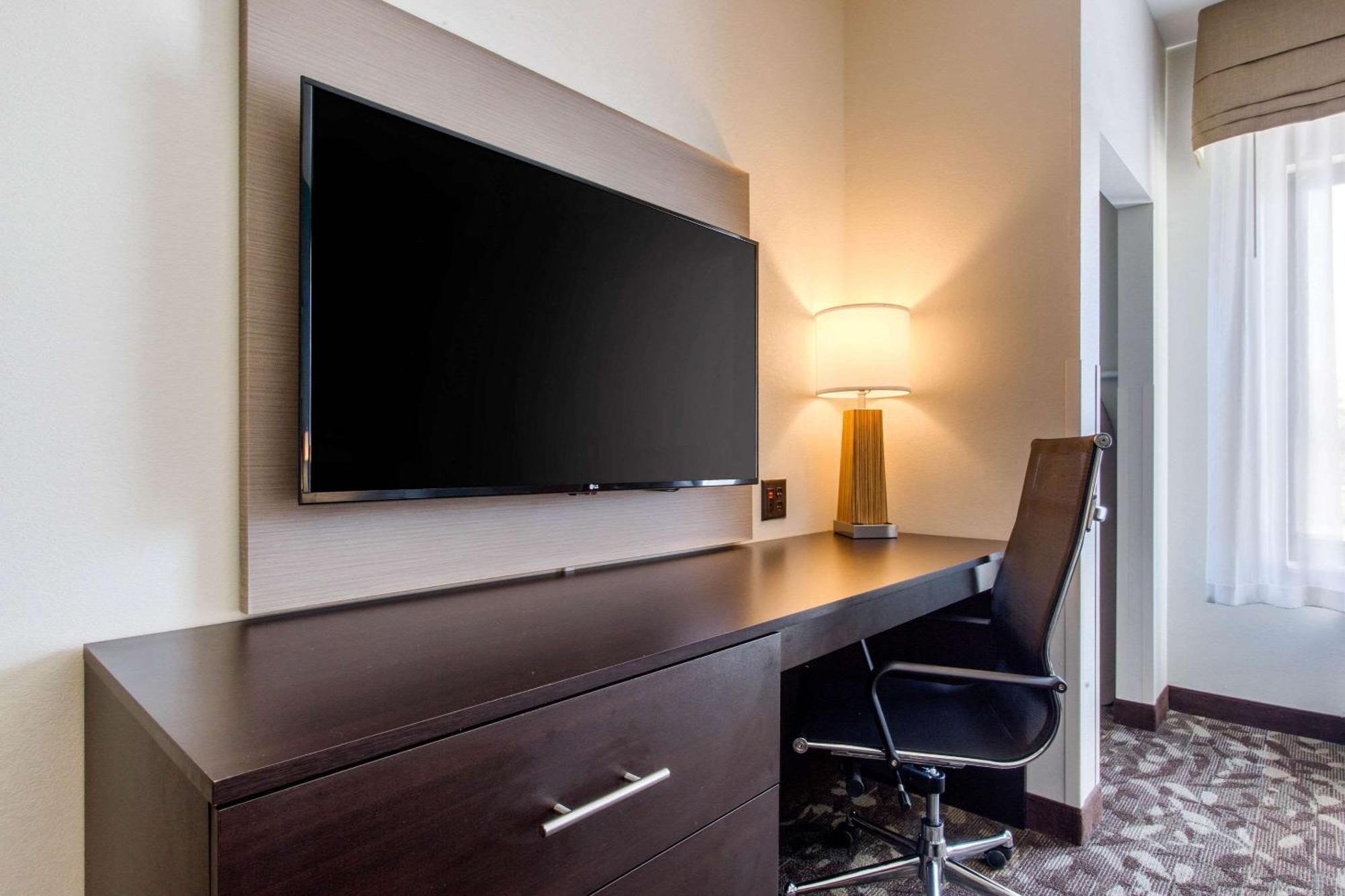 Sleep Inn & Suites Middletown - Goshen Екстериор снимка